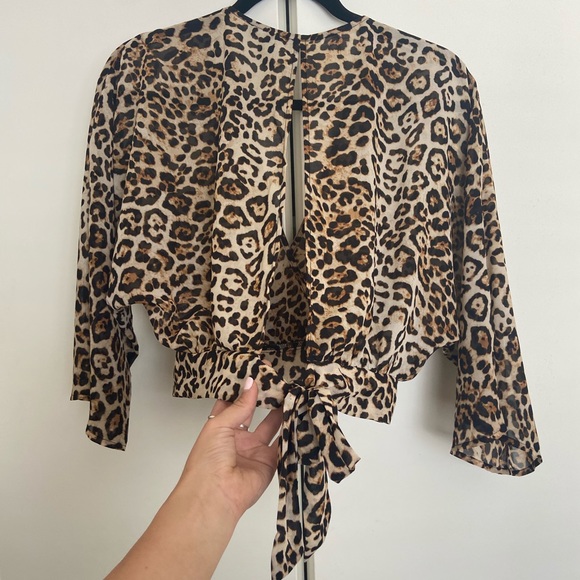 Forever 21 Open Back Tie Leopard Shirt - Picture 3 of 6